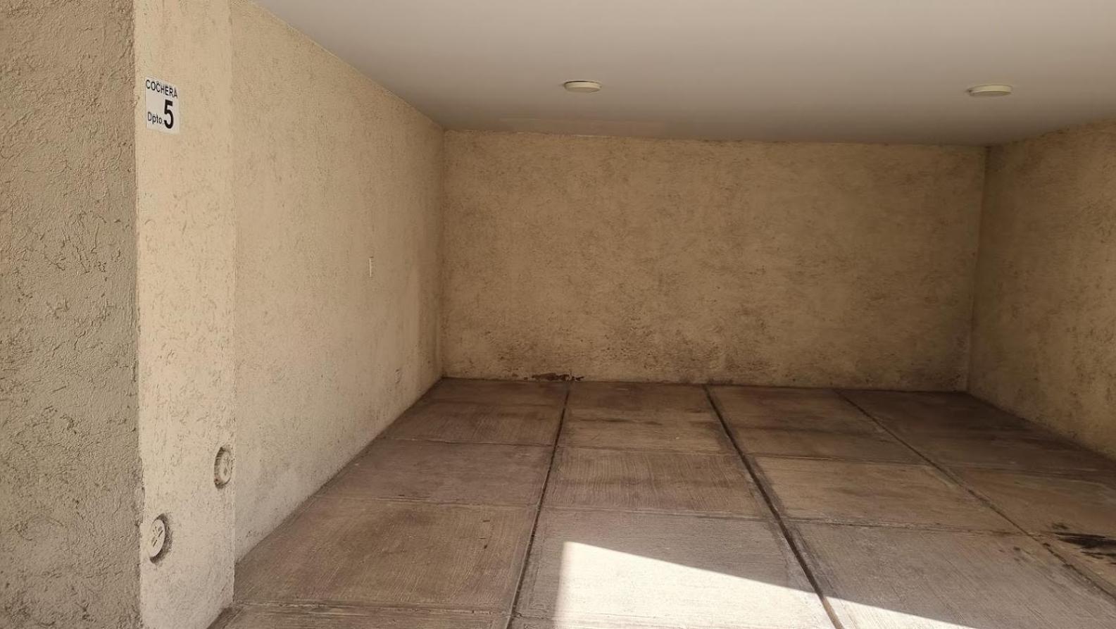 Depto Moderno Con Cochera, En La Mejor Zona De