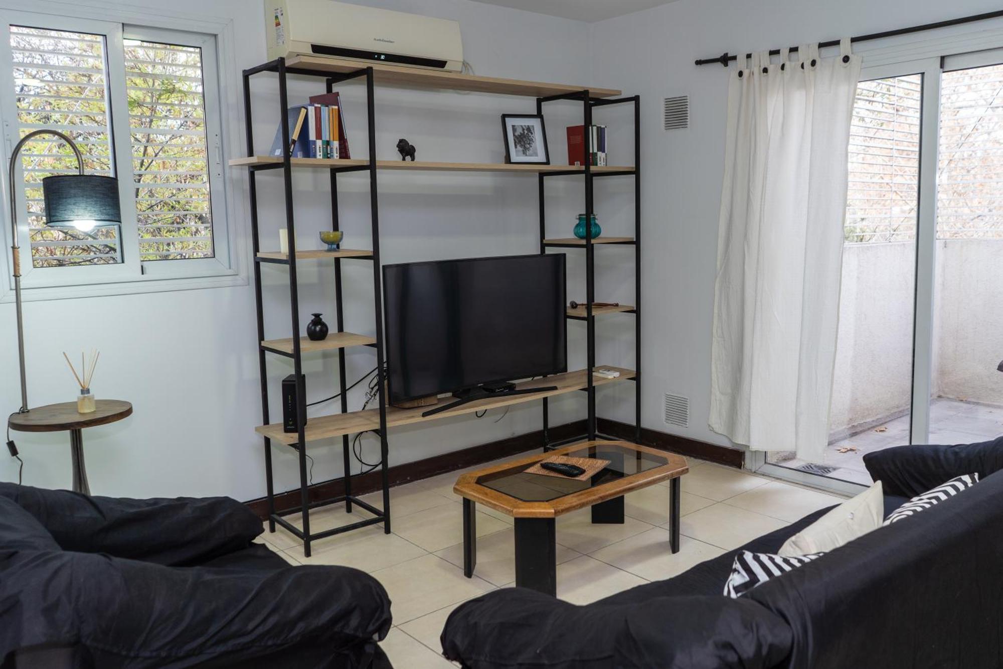 Depto Moderno Con Cochera, En La Mejor Zona De Apartment