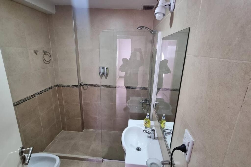 Depto Moderno Con Cochera, En La Mejor Zona De Mendoza
